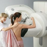 Маммолог может диагностировать мастопатию на ранней стадии
